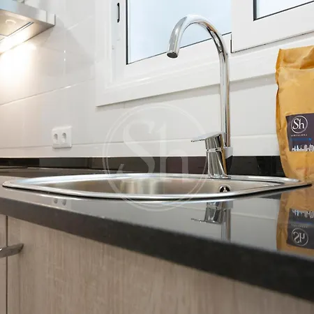 Comodo Apartamento Para 5 Barcellona Esterno foto